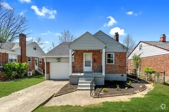 Building Photo - 6047 Yosemite Dr