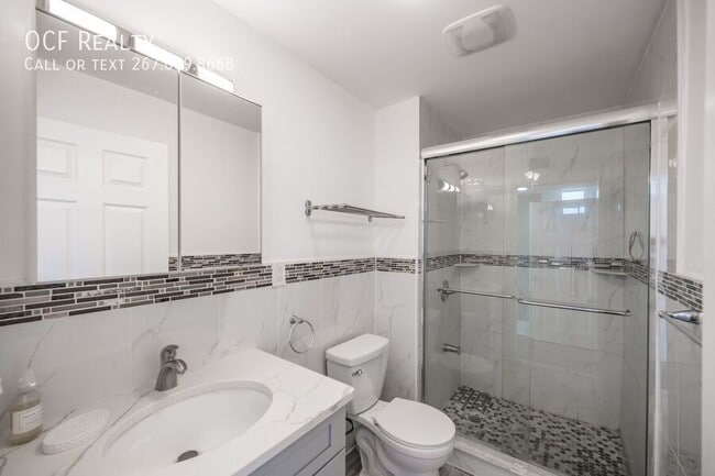 Building Photo - 1620 Mt Vernon St