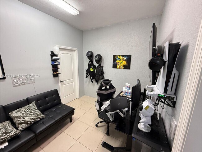 Foto del edificio - 9350 SW 171st Ct