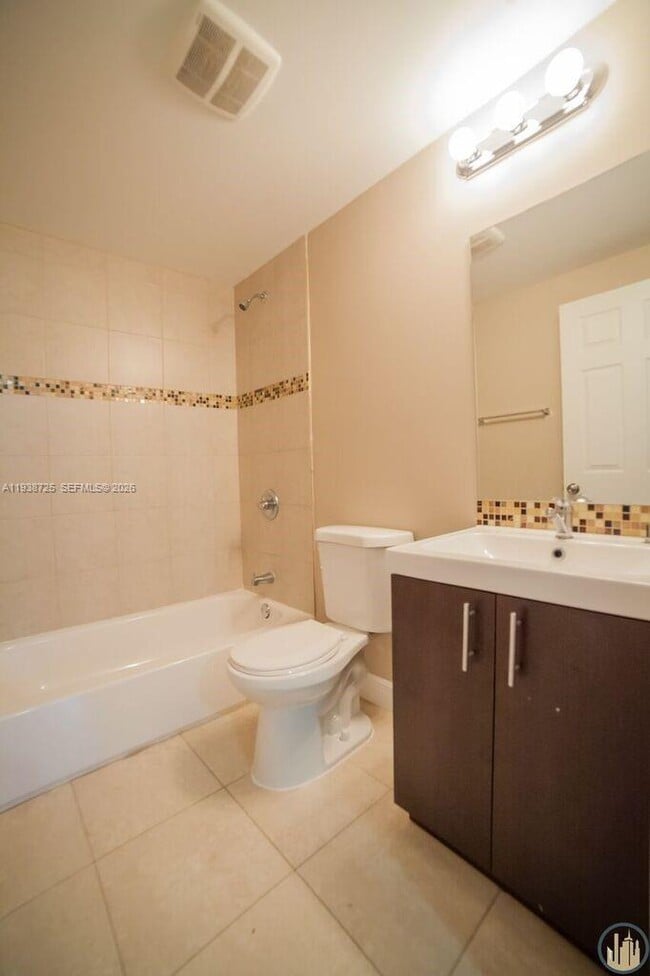 Building Photo - 1752 NW 1st St