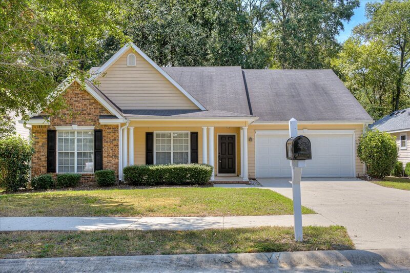 Foto principal - 358 Sandleton Way