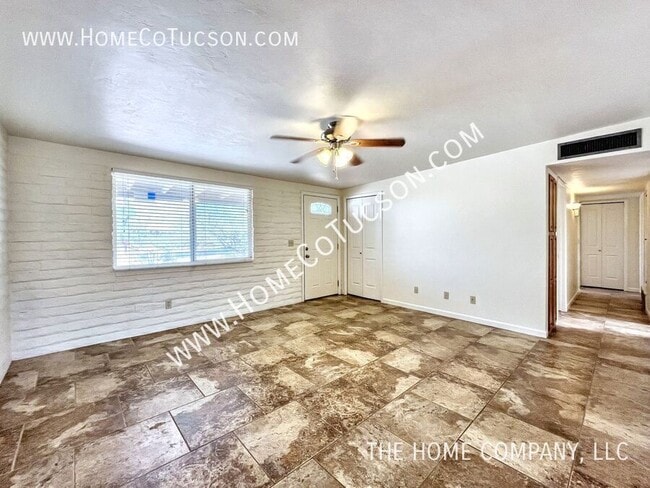 Building Photo - 222 Mountain Vista Pl