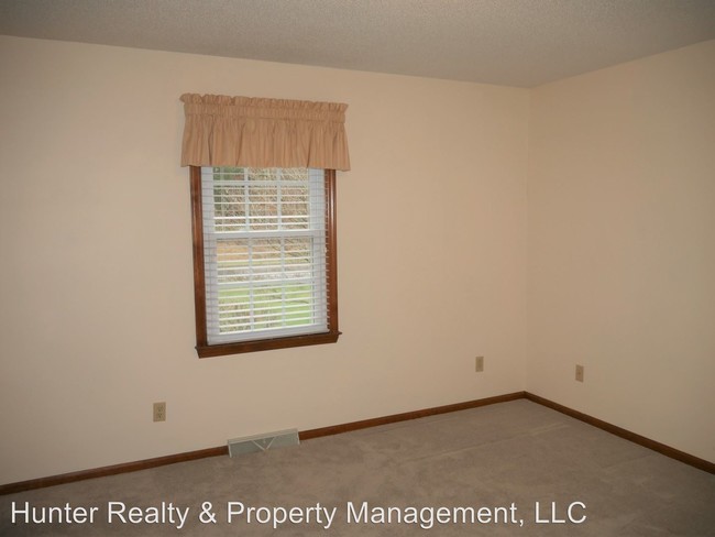 Building Photo - 3 br, 3 bath House - 7097 Idols Road