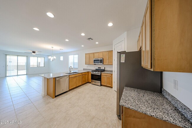 Building Photo - 5015 N 88th Ave