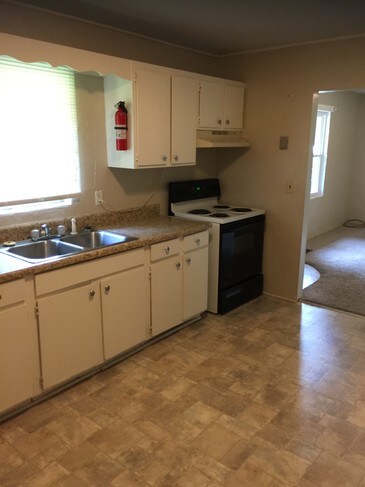 Foto del edificio - 216 Woodside Ln