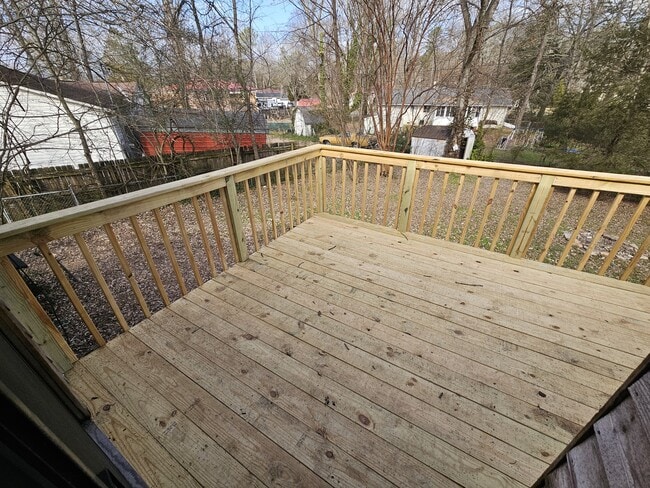 Building Photo - 131 Dolores Dr