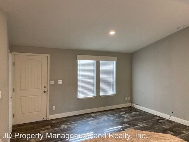 Building Photo - 2 br, 2 bath House - 9230 Campo Rd.