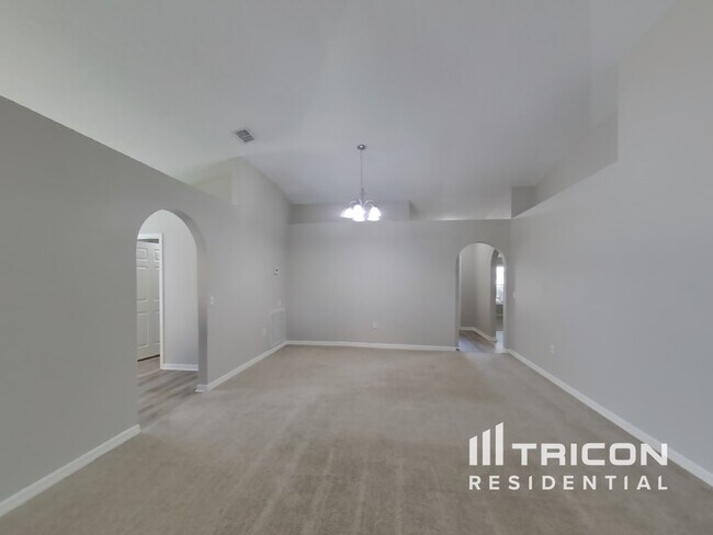 Building Photo - 8829 Merseyside Avenue Jacksonville FL