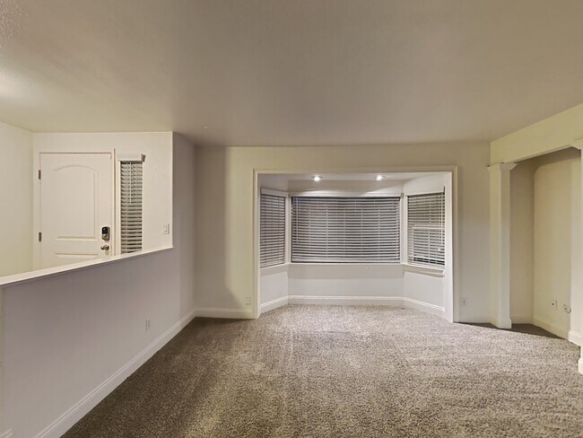 Building Photo - 3253 Pegasus Way