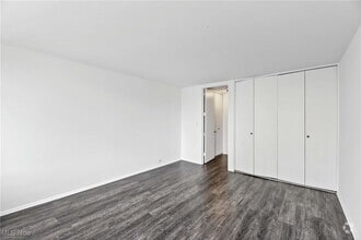 Building Photo - 12700 Lake Ave