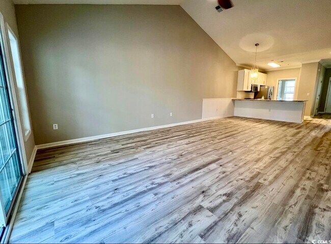 Building Photo - 5834 Longwood Dr