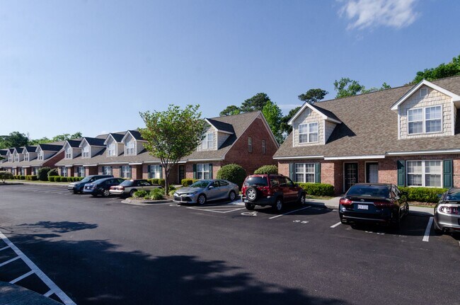 Building Photo - 4804 College Rd