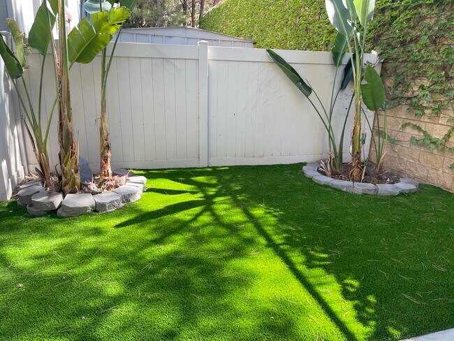 Foto del edificio - 33690 Willow Haven Ln