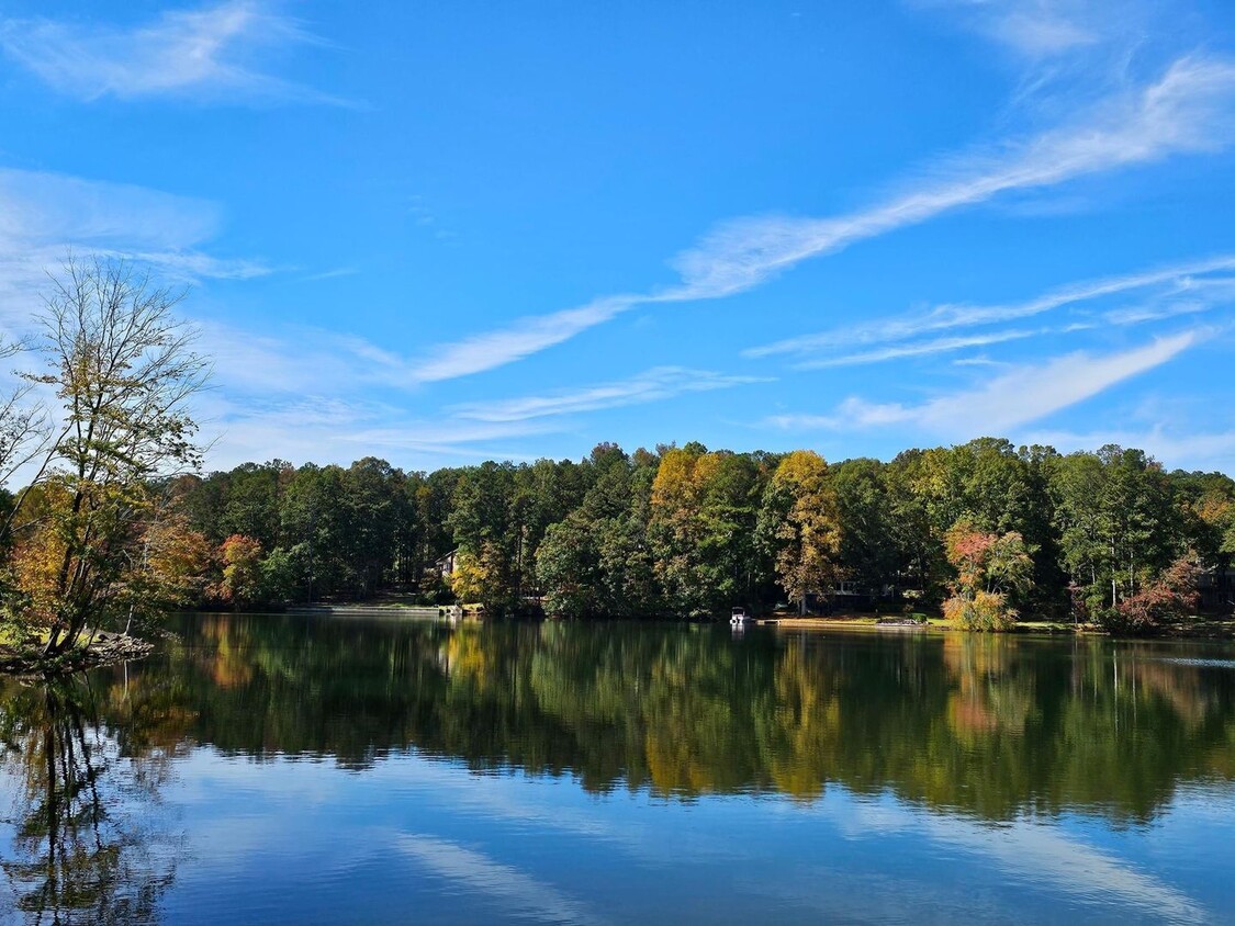 Live on the FISHING LAKE - House Rental in Villa Rica, GA | Apartments.com