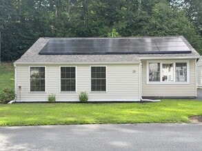 Building Photo - 33 Sherry St