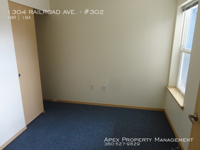 Foto del edificio - DOWNTOWN- City Station - AVAILABLE NOW!