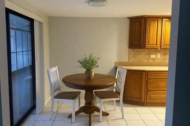 Foto del edificio - Beautiful Country Home on 1.76 Acres — No HOA, No Deed Restrictions!