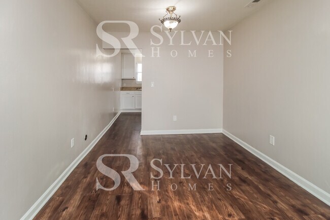 Building Photo - Enjoy living the good life in this 3 bedro...