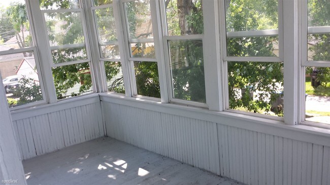 Foto del edificio - 1220 N 16th St