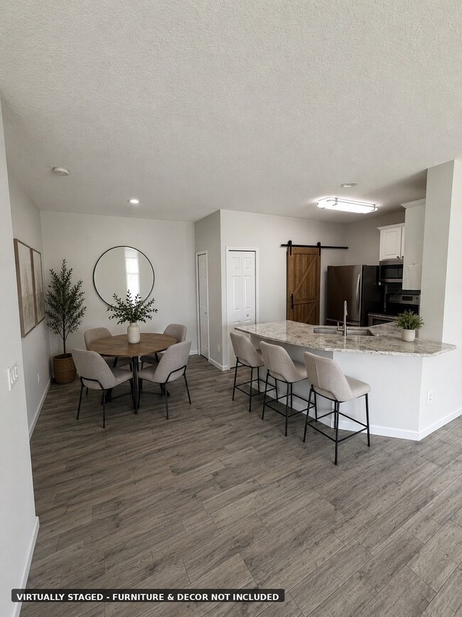 Building Photo - 151 Jardin De Mer Pl