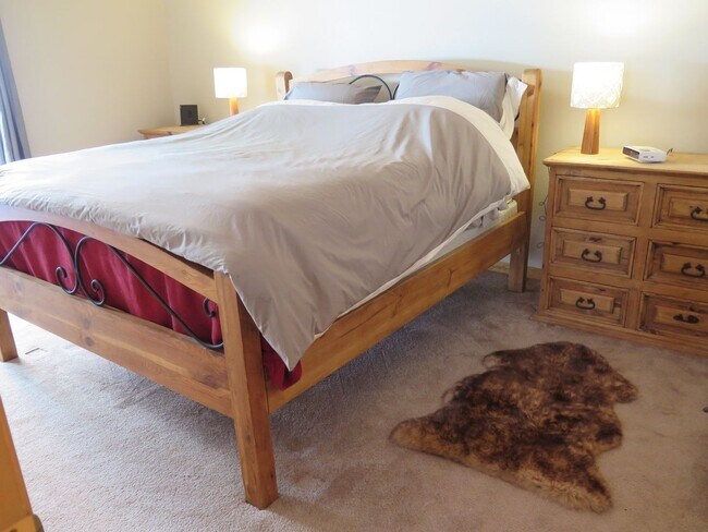 Foto del edificio - 6-Month Ski Lease in Tahoe Donner, Availab...
