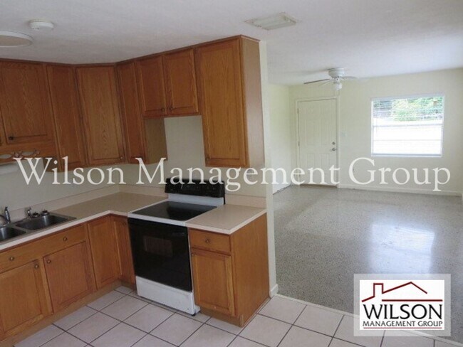Foto del edificio - 2 br, 1 bath House - 713 Meadow Street