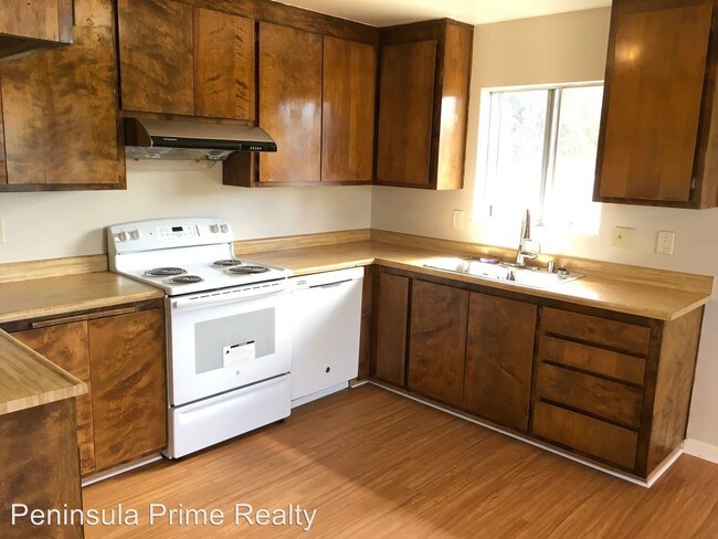 Building Photo - 40105-40107 Paseo Padre Pkwy