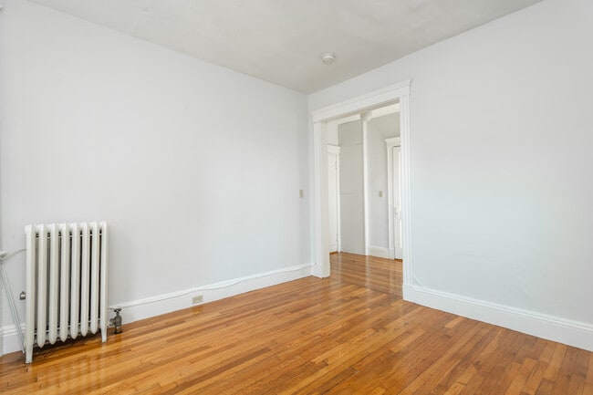 Building Photo - 21 Worthington St