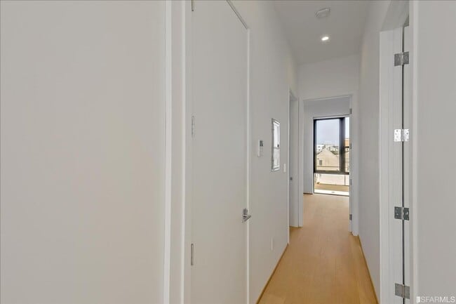 Building Photo - NML680BS