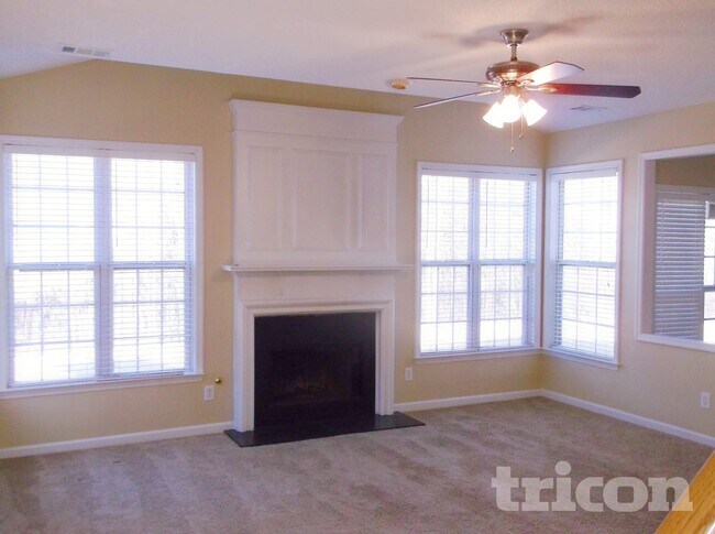 Foto del edificio - 3515 Donamire Way NW