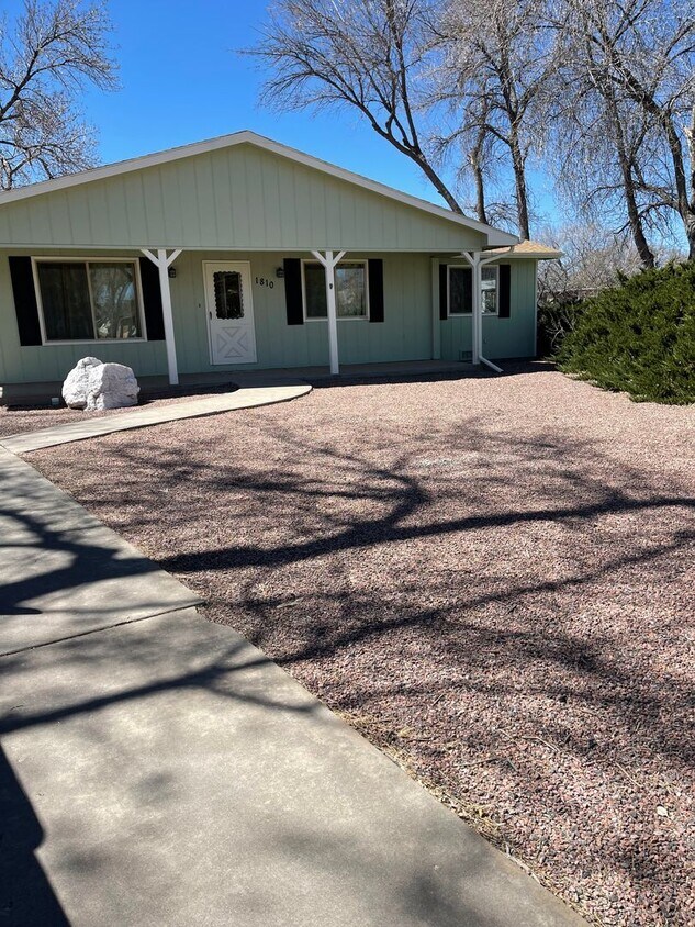 Primary Photo - 3 Bedroom Home