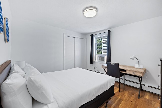 Building Photo - Natural light throughout