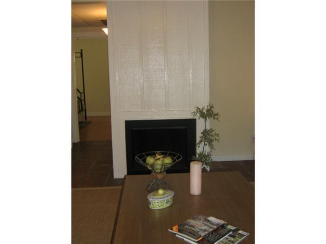 Foto del edificio - 1217 1/2 W 39th St