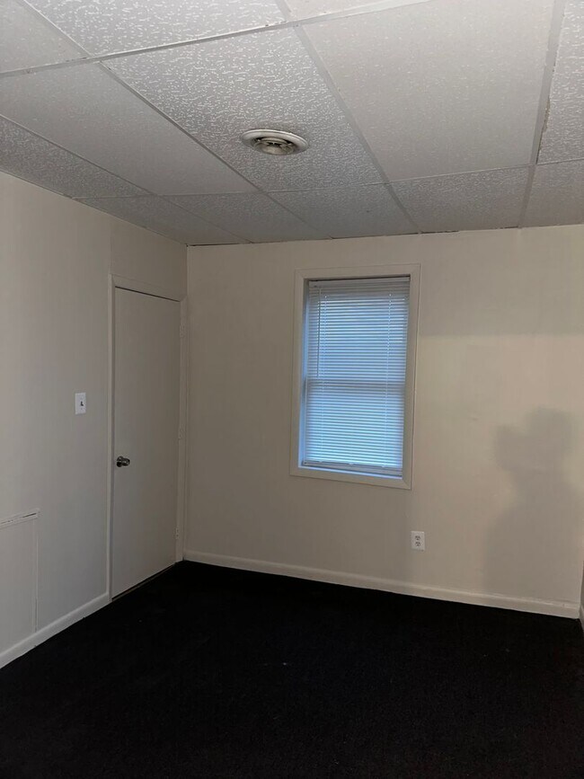 Foto del edificio - 1244 E North Ave