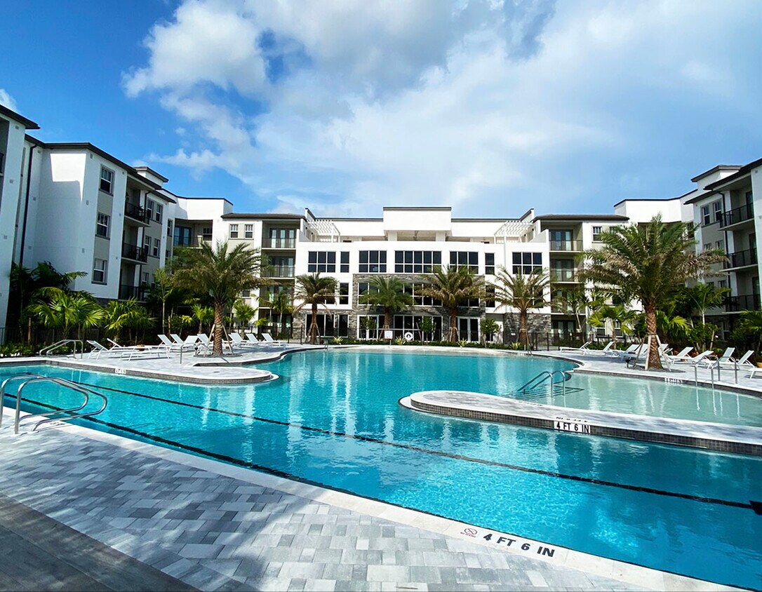 Legacy Gateway Apartments Fort Myers Fl Apartments Com