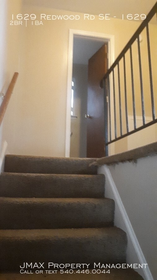 Building Photo - 2 bedroom duplex near Garden City
