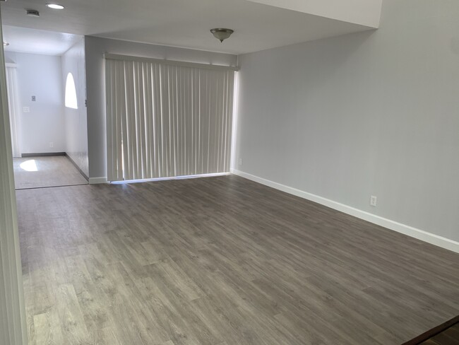 Building Photo - 1808 Flint Creek Ct