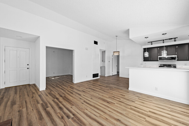 Foto del edificio - 8729 Beckenham Ln