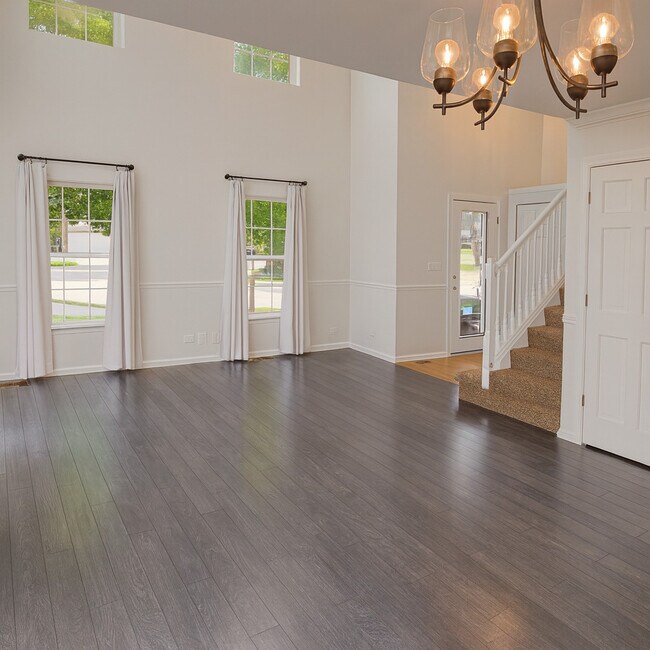 Foto del edificio - 1433 Deer Creek Ln