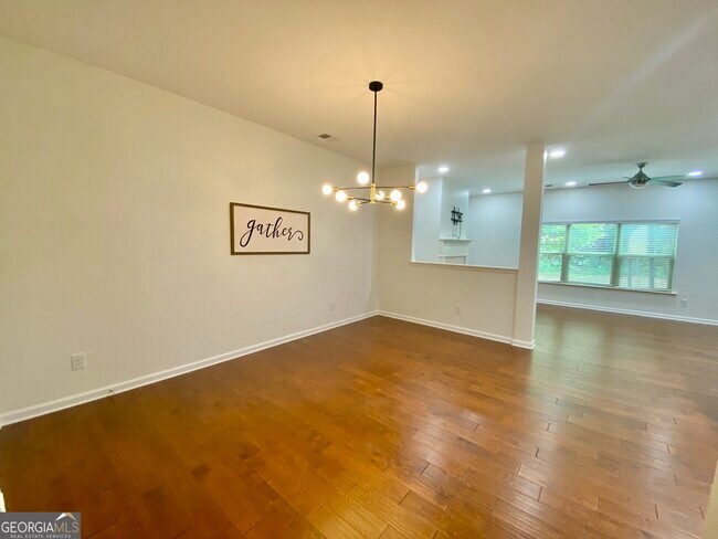 Building Photo - 105 Southwind Cir