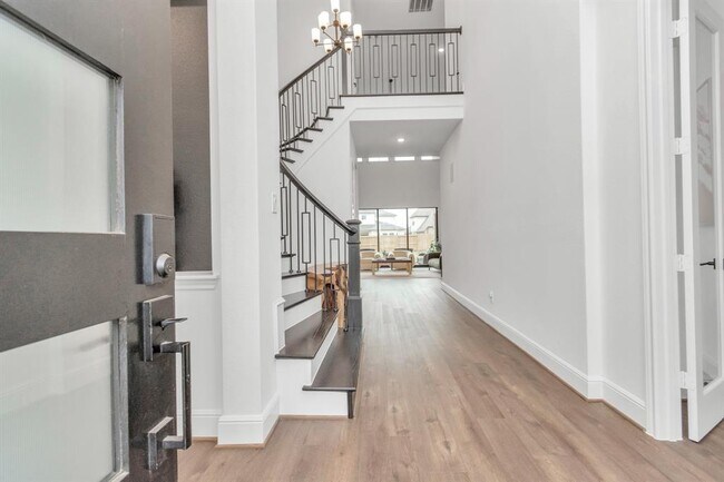 Foto del edificio - 9922 Regal Bend Dr