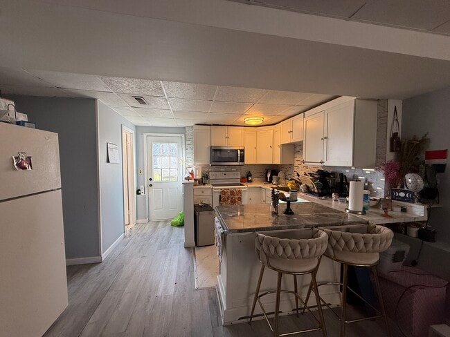 Cocina completa - 7724 Acrocomia Dr