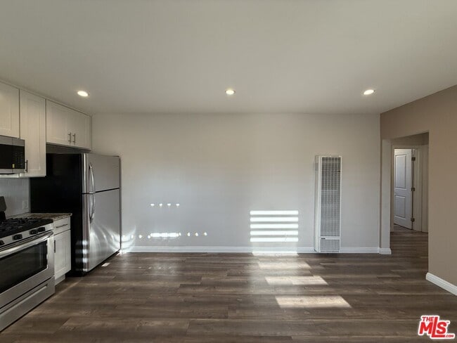 Foto del edificio - 2012 S Holt Ave