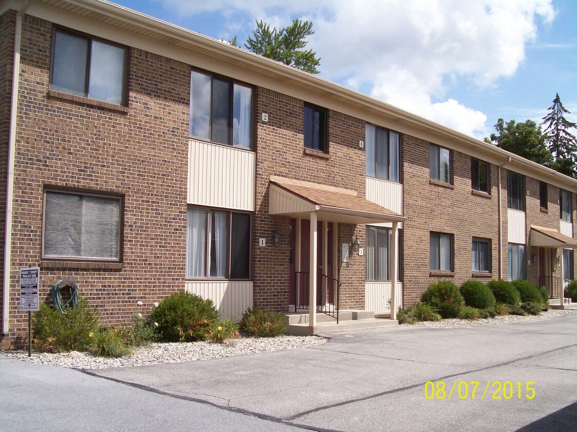 Primary Photo - 5848 Secor Rd
