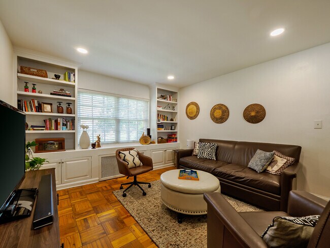 Foto del edificio - 1608 W Abingdon Dr