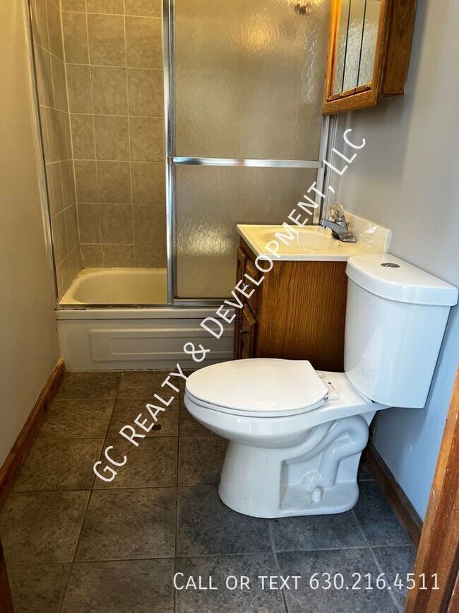 Foto del edificio - 1115-1115 W Patterson Ave