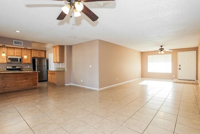 Foto del edificio - 8521 N 54th Dr