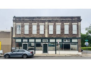 Building Photo - 4325 Elm St