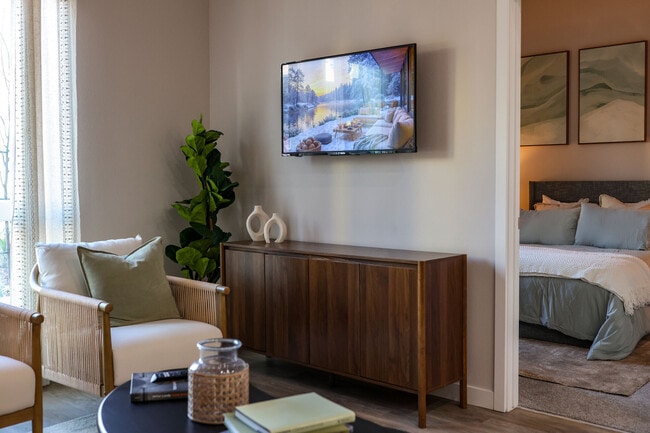 Interior Photo - The Grove at Woodlake