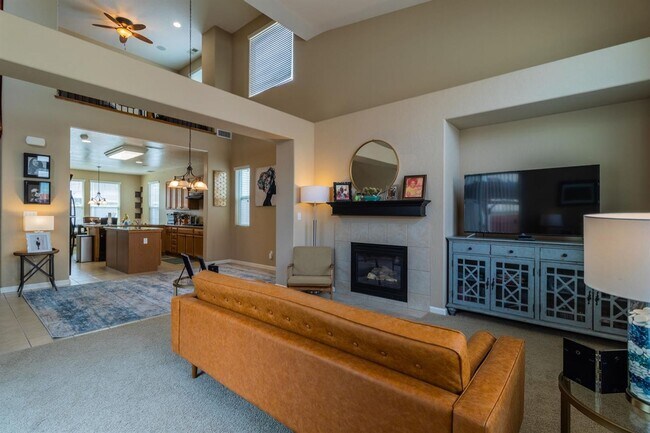 Foto del edificio - Immaculate Hanford 3/2.5